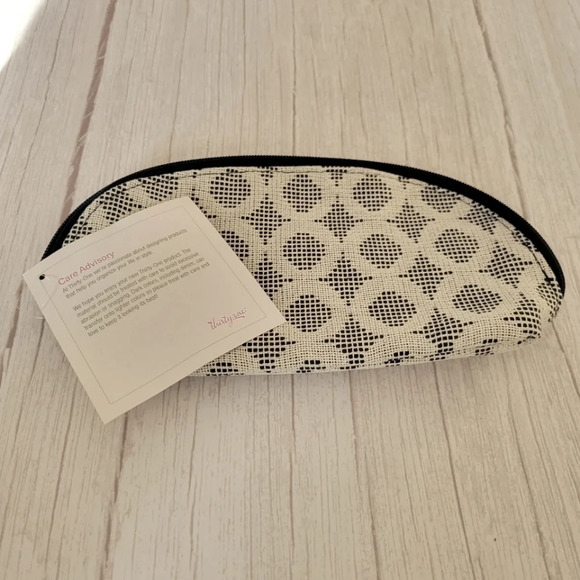 Thirty-One - A033 Half-Moon Pouch - AL25 Full Circle  Weave - Picture 3 of 3